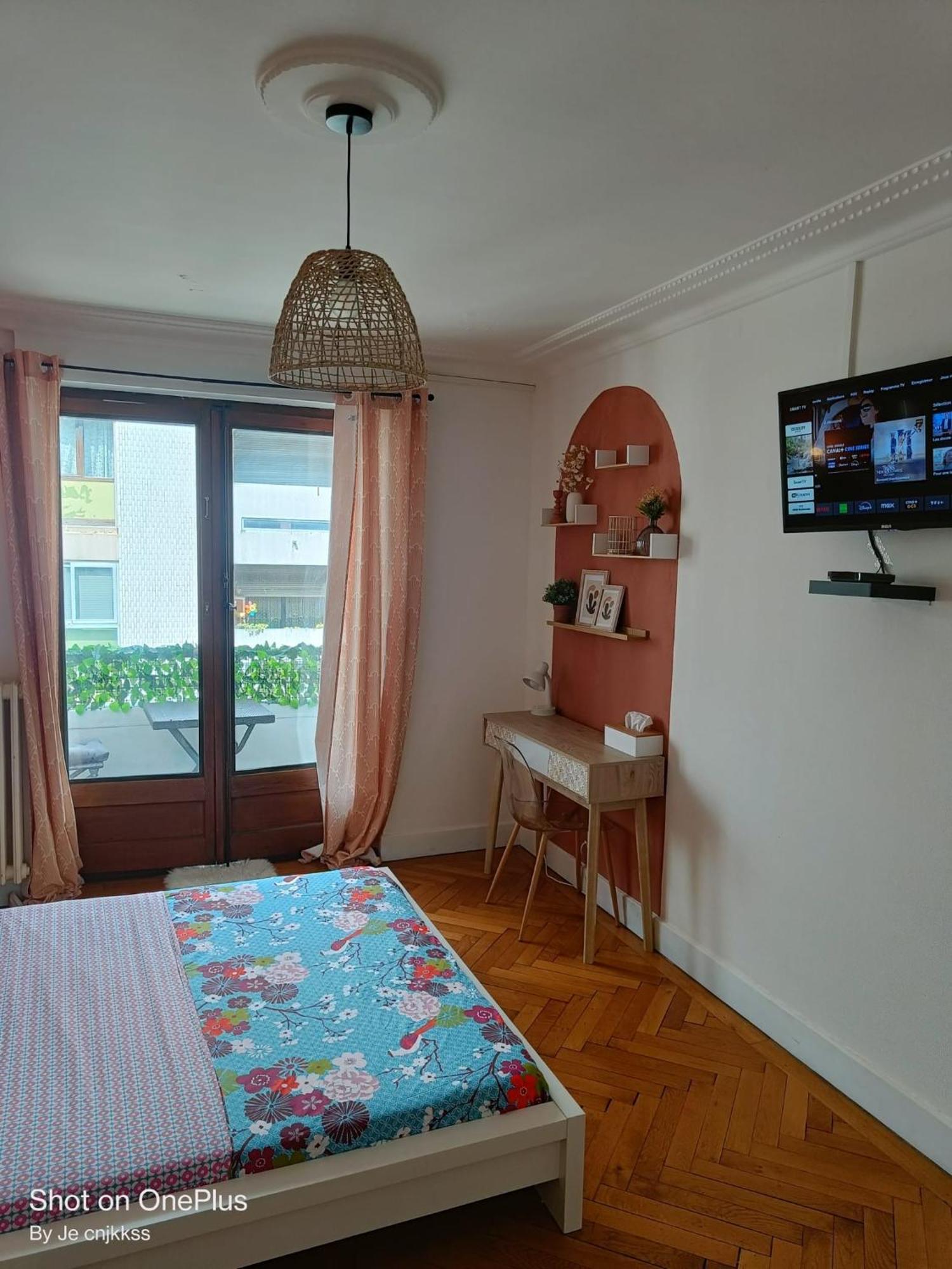 Belle Chambre D'Hote Avec Balcon Prive - 3 Mins Gare Annemasse - Geneve Acces Direct Dış mekan fotoğraf